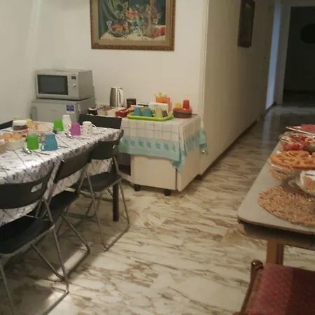 Alojamento de Acomodação e Pequeno-almoço Casa Eugenio Montale