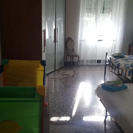 Alojamento de Acomodação e Pequeno-almoço Casa Eugenio Montale Génova